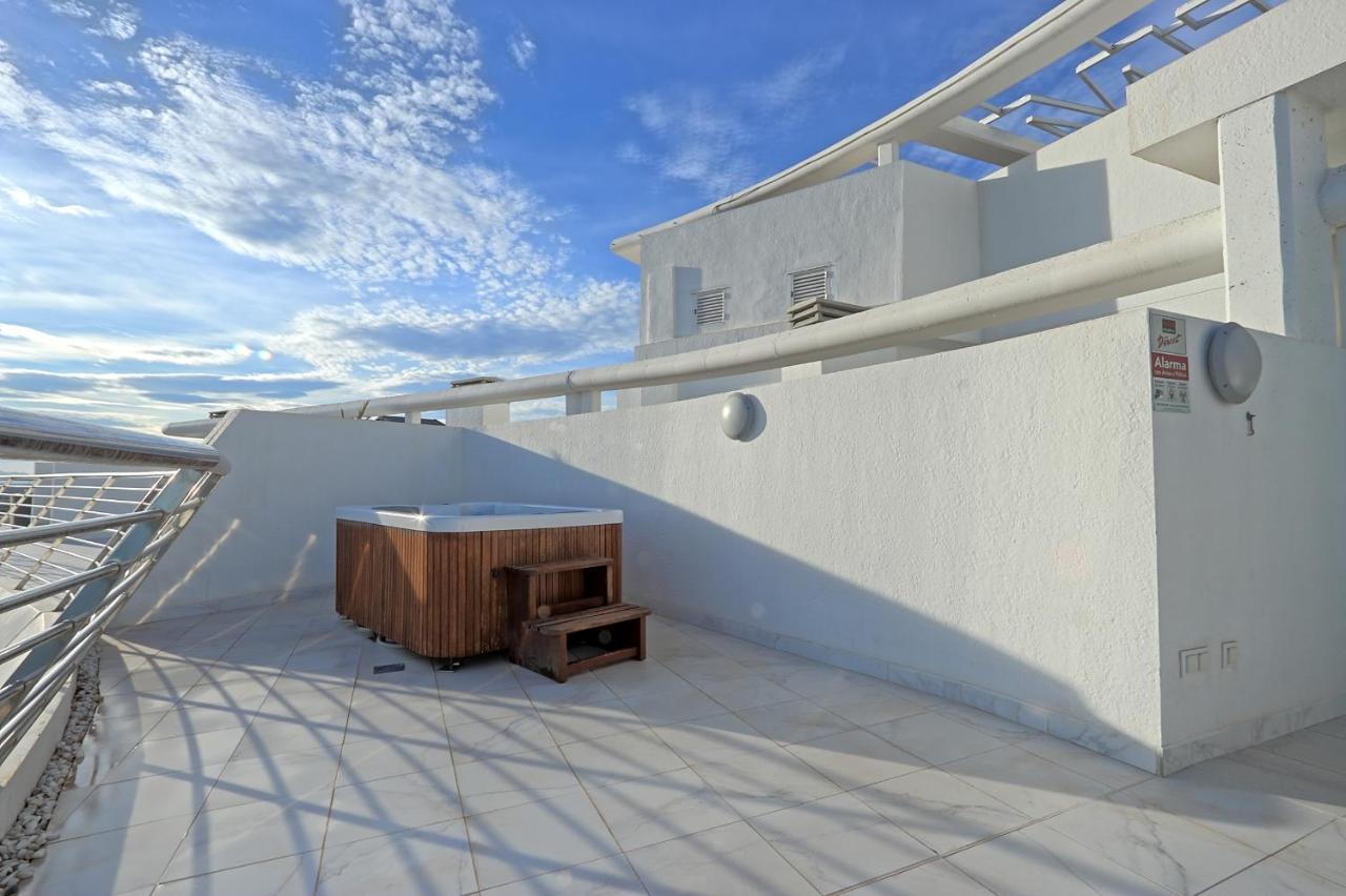 006 - Infinity View Penthouse - Comfortholidays Apartman Arenales del Sol Kültér fotó